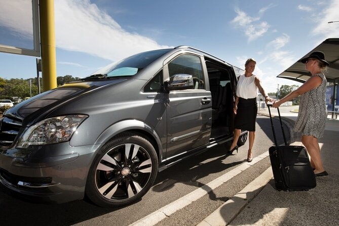 Transfer Buenos Aires Downtown Hotel to Domestic (AEP) or Cruise Terminal - Private service for two people