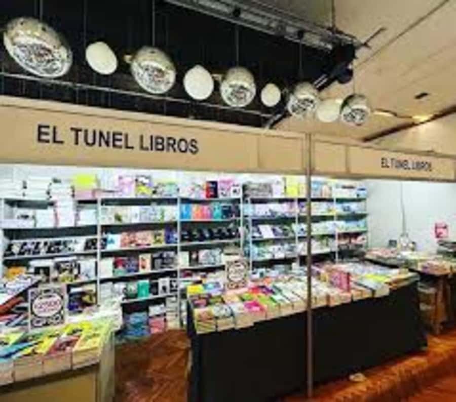 Walking Tour: Buenos Aires bookstores - The secret stop adds a little suspense